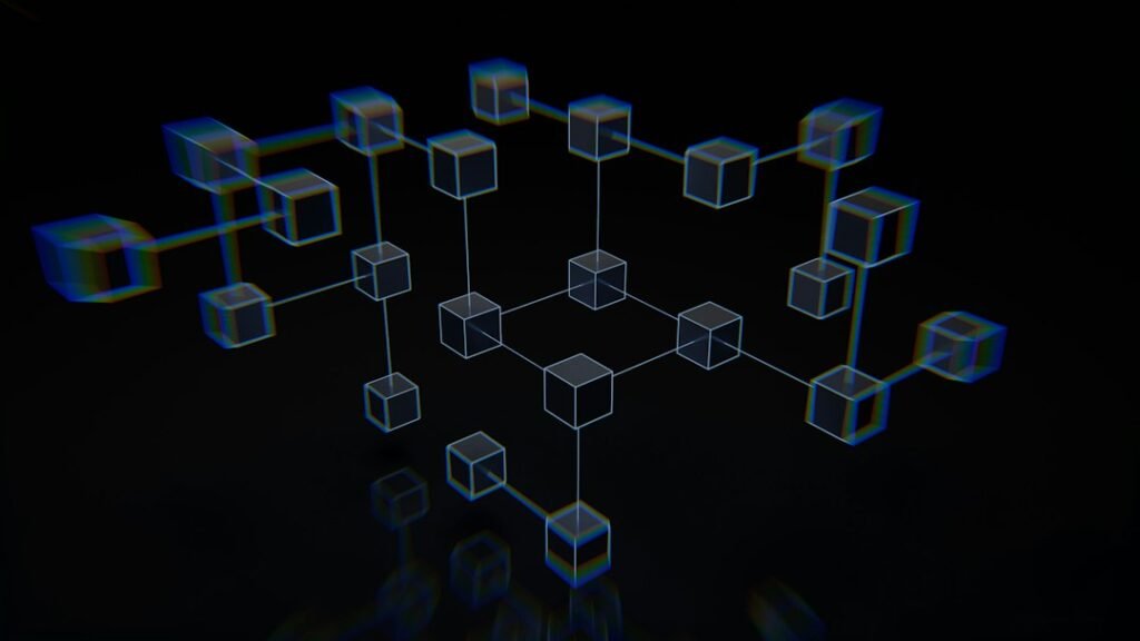 Cubos sobre superficie negra, diferencia entre inversión y trading de criptomonedas